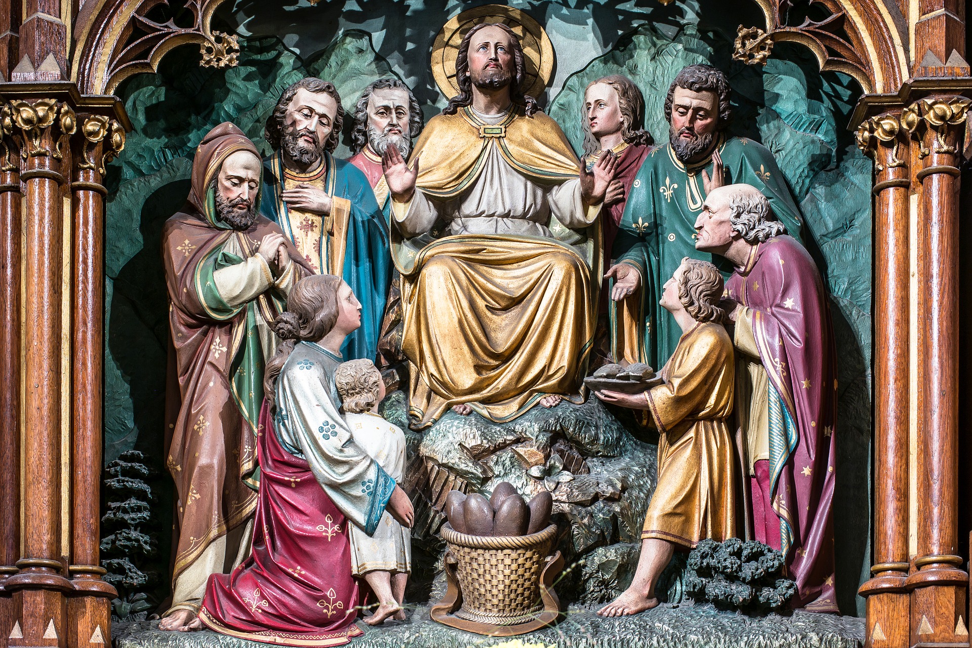 The Seventeenth Sunday in Ordinary Time [B] – Reflections on the Sacred ...